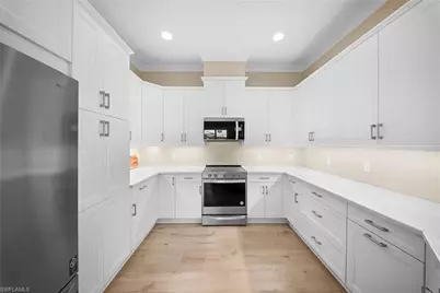 8924 Yucatan Ct, Naples, FL 34112 - Photo 17