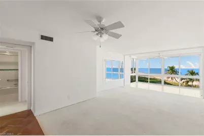 2121 Gulf Shore Blvd N #203, Naples, FL 34102 - Photo 5