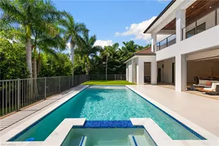 3280 Crayton Rd, Naples, FL 34103 - Photo 23
