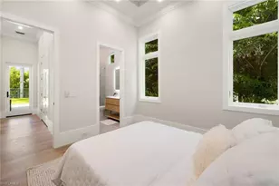 3280 Crayton Rd, Naples, FL 34103 - Photo 13