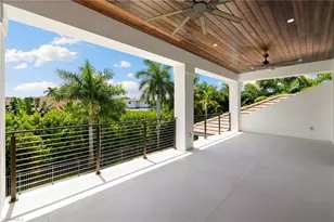 3280 Crayton Rd, Naples, FL 34103 - Photo 29