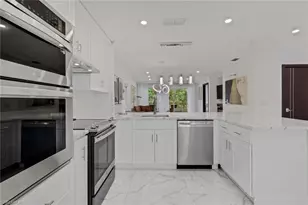 620 Luisa Ct, Naples, FL 34104 - Photo 9