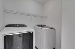 620 Luisa Ct, Naples, FL 34104 - Photo 21