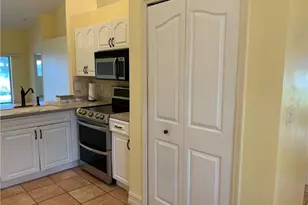 6116 Thresher Dr, Naples, FL 34112 - Photo 7