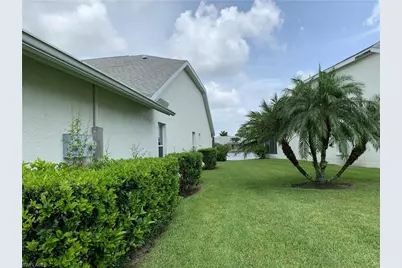 6116 Thresher Dr #1004, Naples, FL 34112 - Photo 17