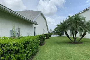 6116 Thresher Dr, Naples, FL 34112 - Photo 17