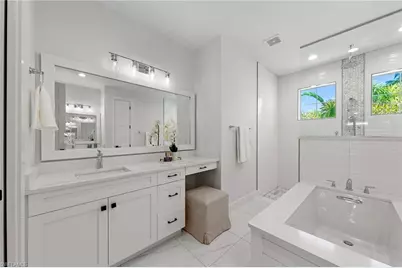 18151 Parkridge Cir, Fort Myers, FL 33908 - Photo 23