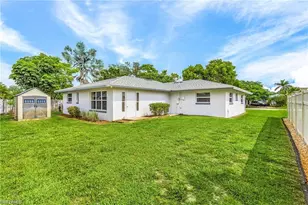 1240 Pompei Ln, Naples, FL 34103 - Photo 7