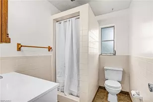 1240 Pompei Ln, Naples, FL 34103 - Photo 23