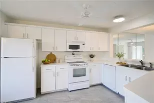 228 Belina Dr, Naples, FL 34104 - Photo 9