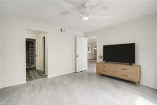 228 Belina Dr, Naples, FL 34104 - Photo 15