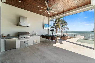 160 Little Carlos Ln, Fort Myers Beach, FL 33931 - Photo 5