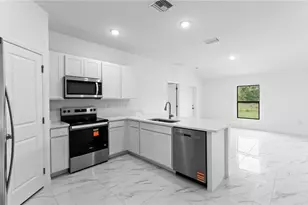 940 Danube St, Lehigh Acres, FL 33974 - Photo 7