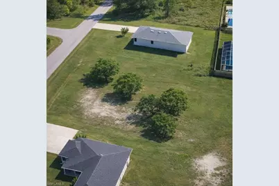2732 NW 11th Ter, Cape Coral, FL 33993 - Photo 5