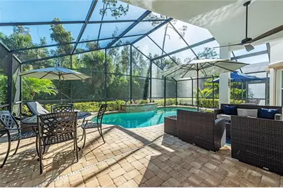 2438 Butterfly Palm Dr, Naples, FL 34119 - Photo 15