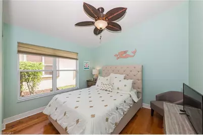 2438 Butterfly Palm Dr, Naples, FL 34119 - Photo 11