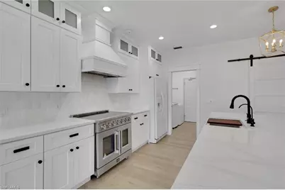 4242 Longshore Way S, Naples, FL 34119 - Photo 3