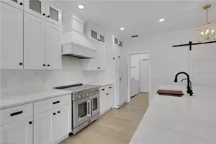 4242 Longshore Way S, Naples, FL 34119 - Photo 3