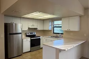 17607 Cypress Point Rd, Fort Myers, FL 33967 - Photo 5