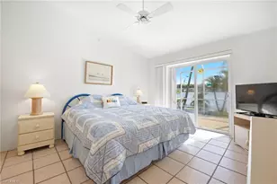 2872 W Crown Pointe Blvd, Naples, FL 34112 - Photo 13