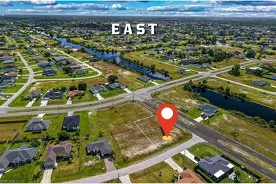 3805 NE 10th Pl, Cape Coral, FL 33909 - Photo 7