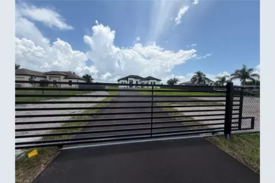 3806 NE 60th Ave, Naples, FL 34120 - Photo 27