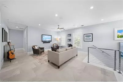 665 10th St N, Naples, FL 34102 - Photo 23