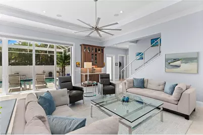 665 10th St N, Naples, FL 34102 - Photo 9