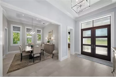 665 10th St N, Naples, FL 34102 - Photo 3