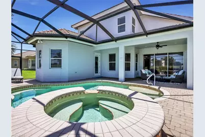 6096 Dogleg Dr, Naples, FL 34113 - Photo 11