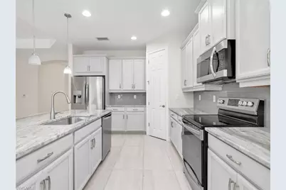 16382 Barclay Ct, Naples, FL 34110 - Photo 15