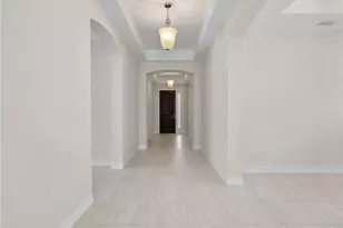 16382 Barclay Ct, Naples, FL 34110 - Photo 5