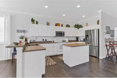 2018 Morning Sun Ln, Naples, FL 34119 - Photo 7