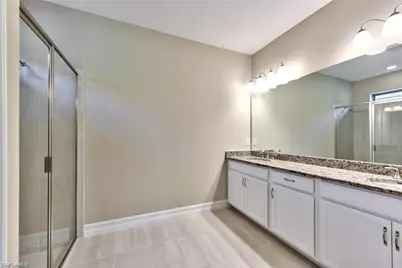 16354 Barclay Ct, Naples, FL 34110 - Photo 15
