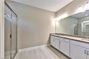 16354 Barclay Ct, Naples, FL 34110 - Photo 15