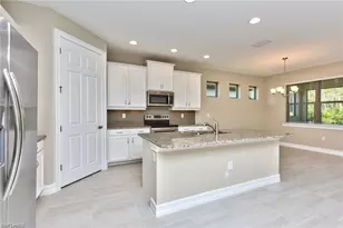 16354 Barclay Ct, Naples, FL 34110 - Photo 5