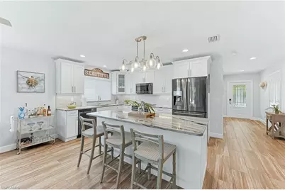 737 91st Ave N, Naples, FL 34108 - Photo 9