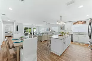 737 91st Ave N, Naples, FL 34108 - Photo 15