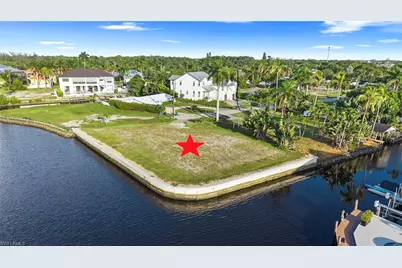 1100 Christopher Ct, Naples, FL 34104 - Photo 1