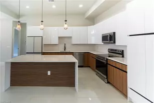 1015 Bagget St E, Lehigh Acres, FL 33974 - Photo 9