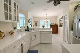 1310 Charleston Square Dr, Naples, FL 34110 - Photo 25