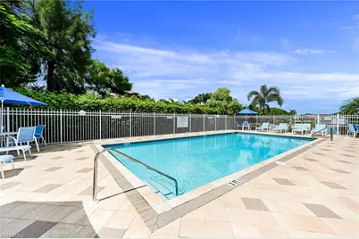 589 Lambton Ln, Naples, FL 34104 - Photo 23
