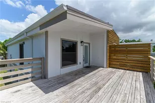 2505 Storter Ave, Naples, FL 34112 - Photo 3