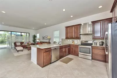 3417 Tigris Ln, Naples, FL 34119 - Photo 7