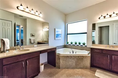 3417 Tigris Ln, Naples, FL 34119 - Photo 17