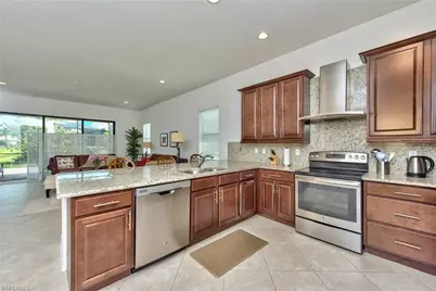 3417 Tigris Ln, Naples, FL 34119 - Photo 9