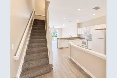 912 Hampton Cir #92, Naples, FL 34105 - Photo 1