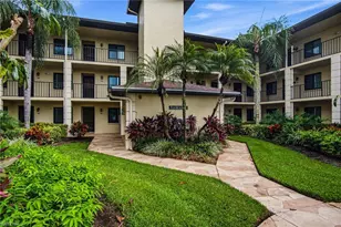 221 Fox Glen Dr, Naples, FL 34104 - Photo 7
