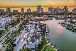 355 Park Shore Dr, Naples, FL 34103 - Photo 23