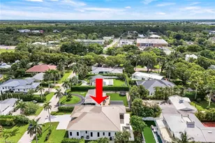 1248 13th Ave N, Naples, FL 34102 - Photo 43
